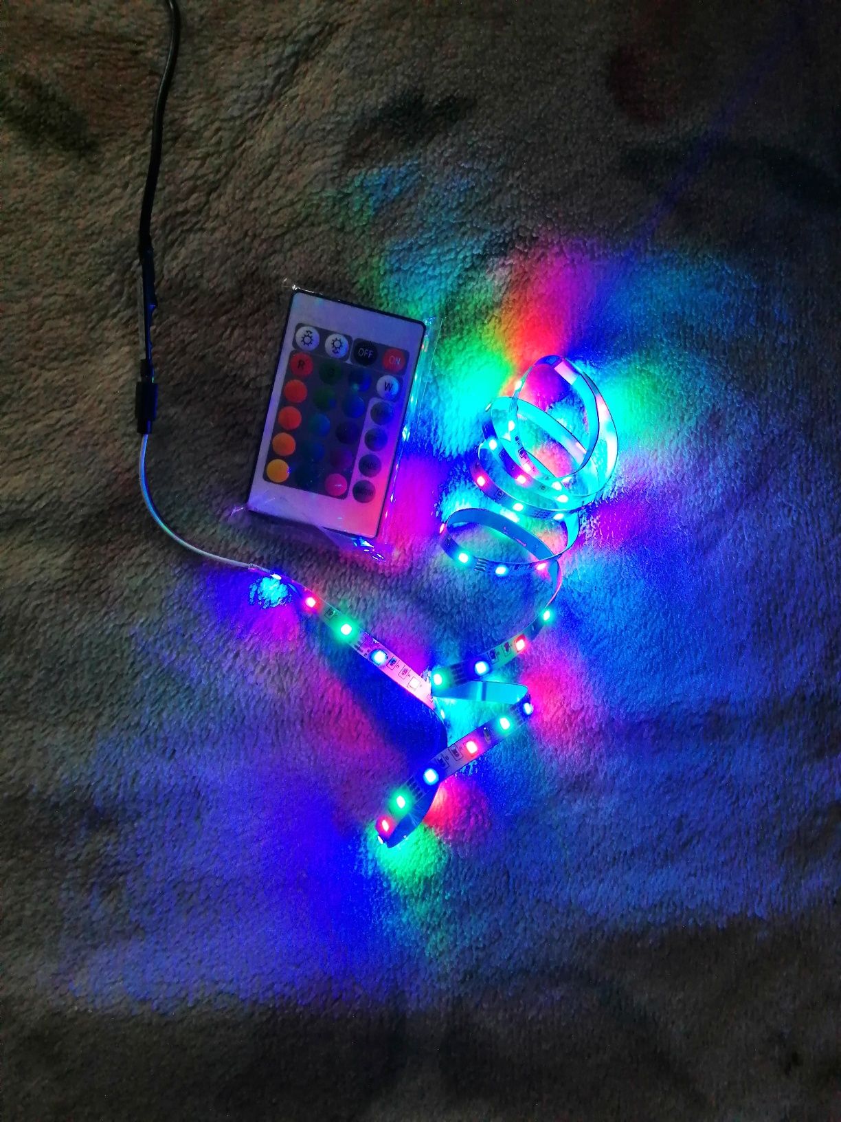 Sprzedam taśma LED RGB zasilana z USB
