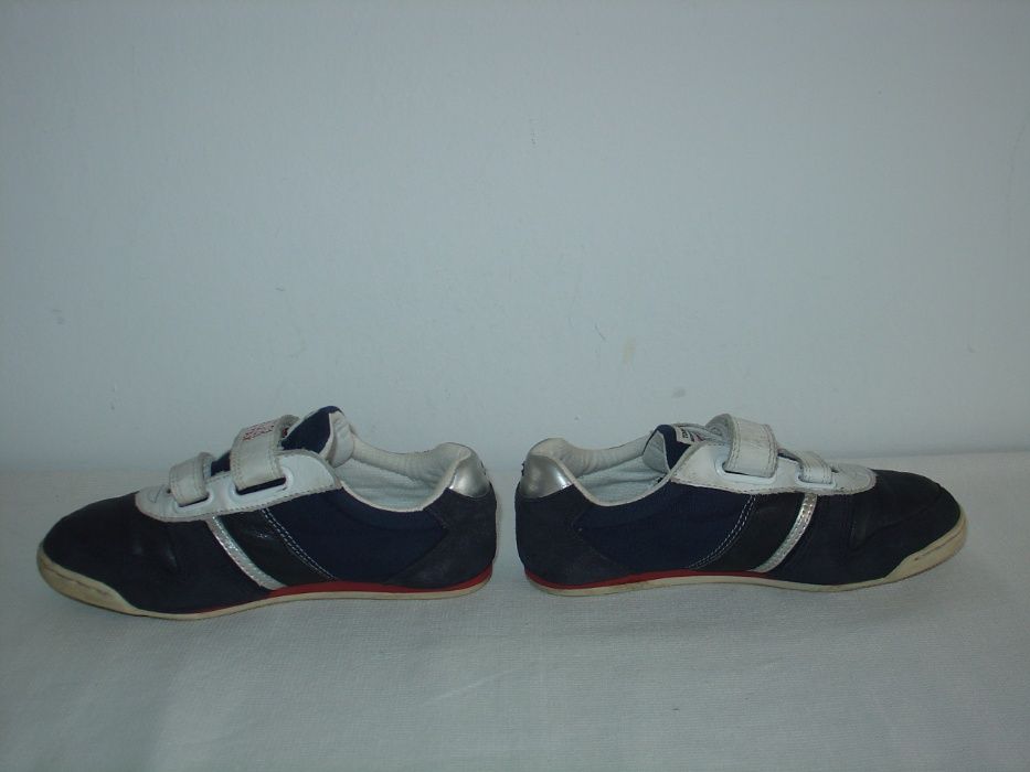 tommy hilfiger skórzane adidasy chłopięce nr 32