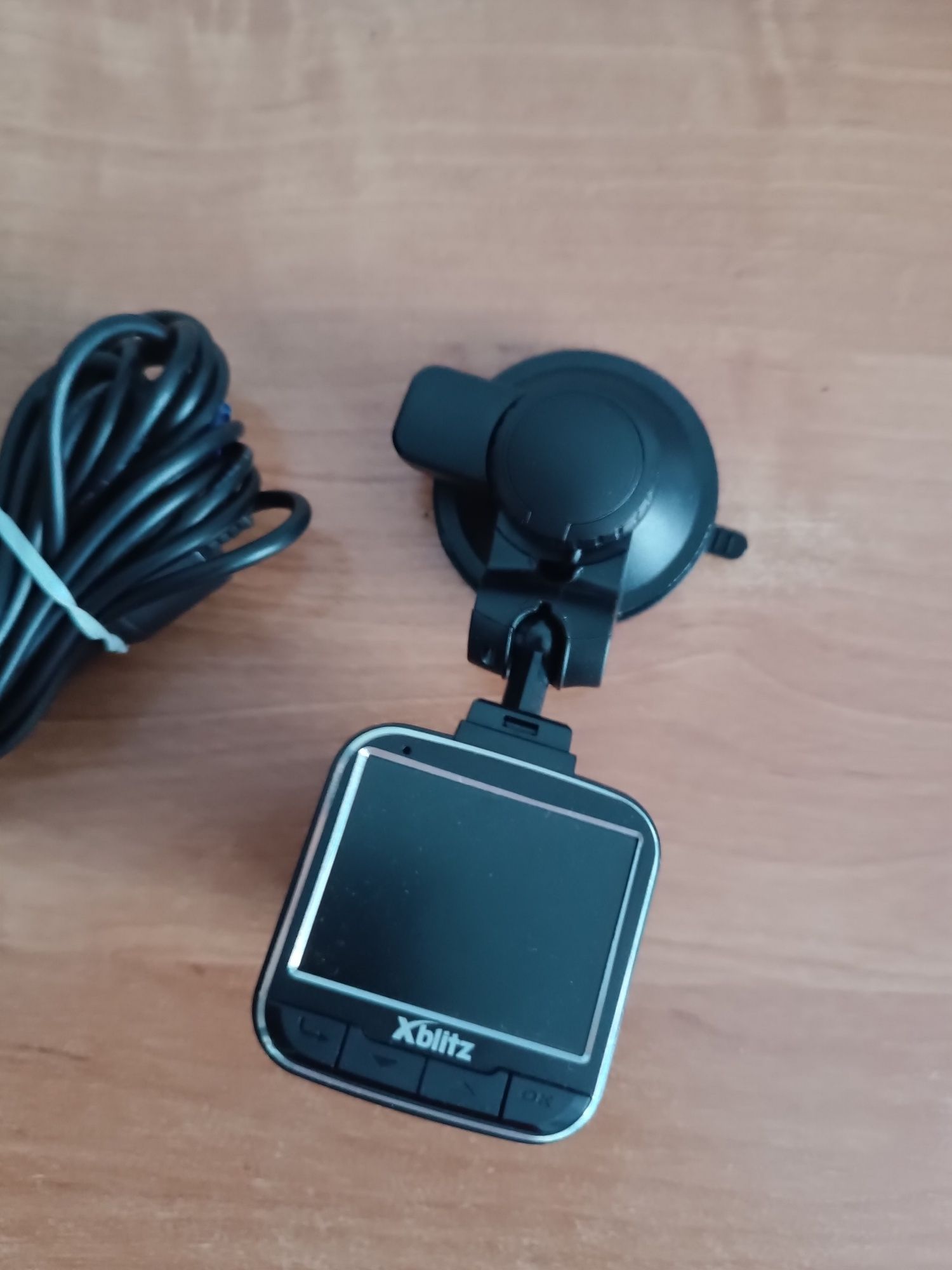 Kamera samochodowa Wideorejestrator Xblitz GO 2 2,7K