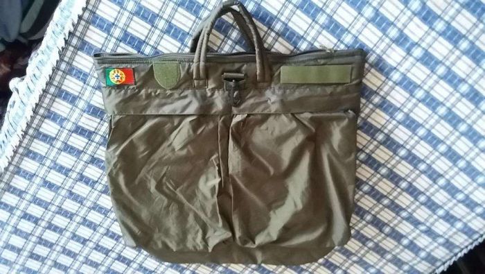 Saco Helmet Bag exército português, novo.