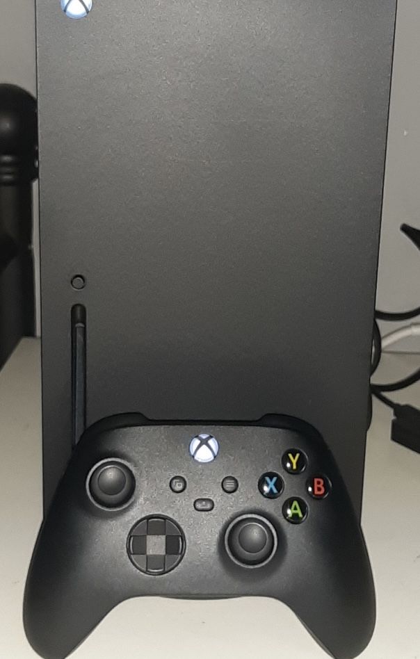 Xbox x 1tb nova