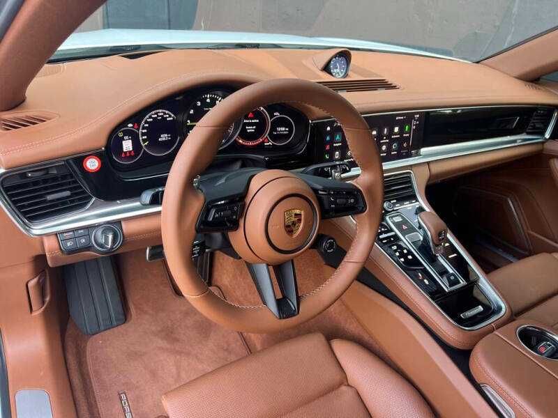 2023 Porsche Panamera
