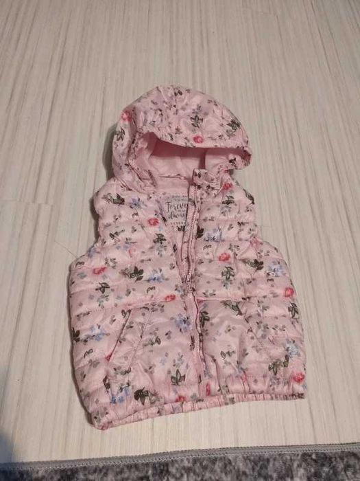 kamizelka bezrękawnik dziewczęca rozm. 98 firmy Reserved