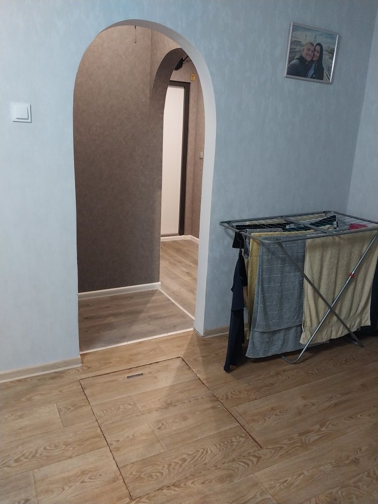 Продам 1 кімнатну квартиру на Київській