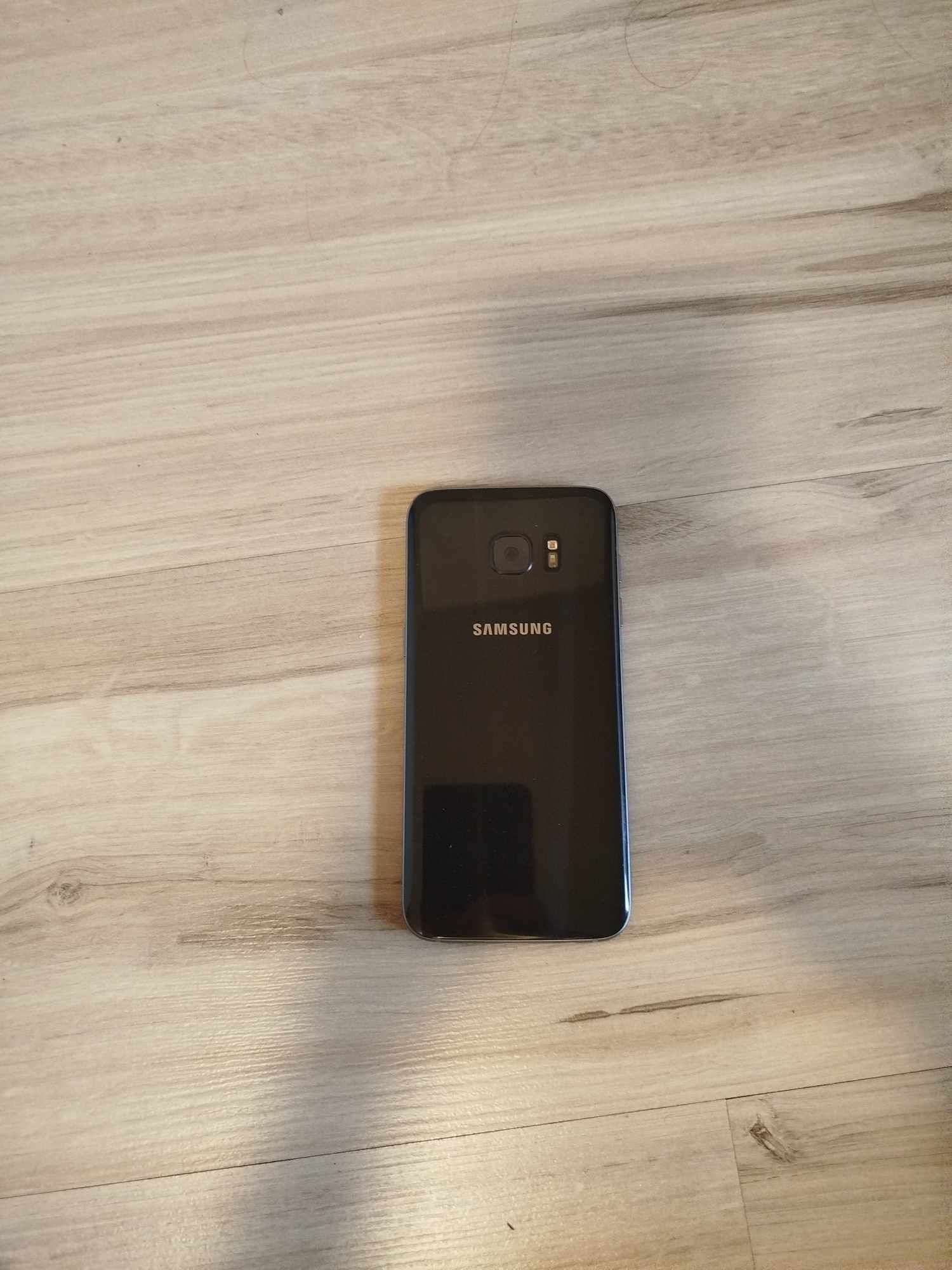 Samsung Galaxy S7 edge bez ładowarki