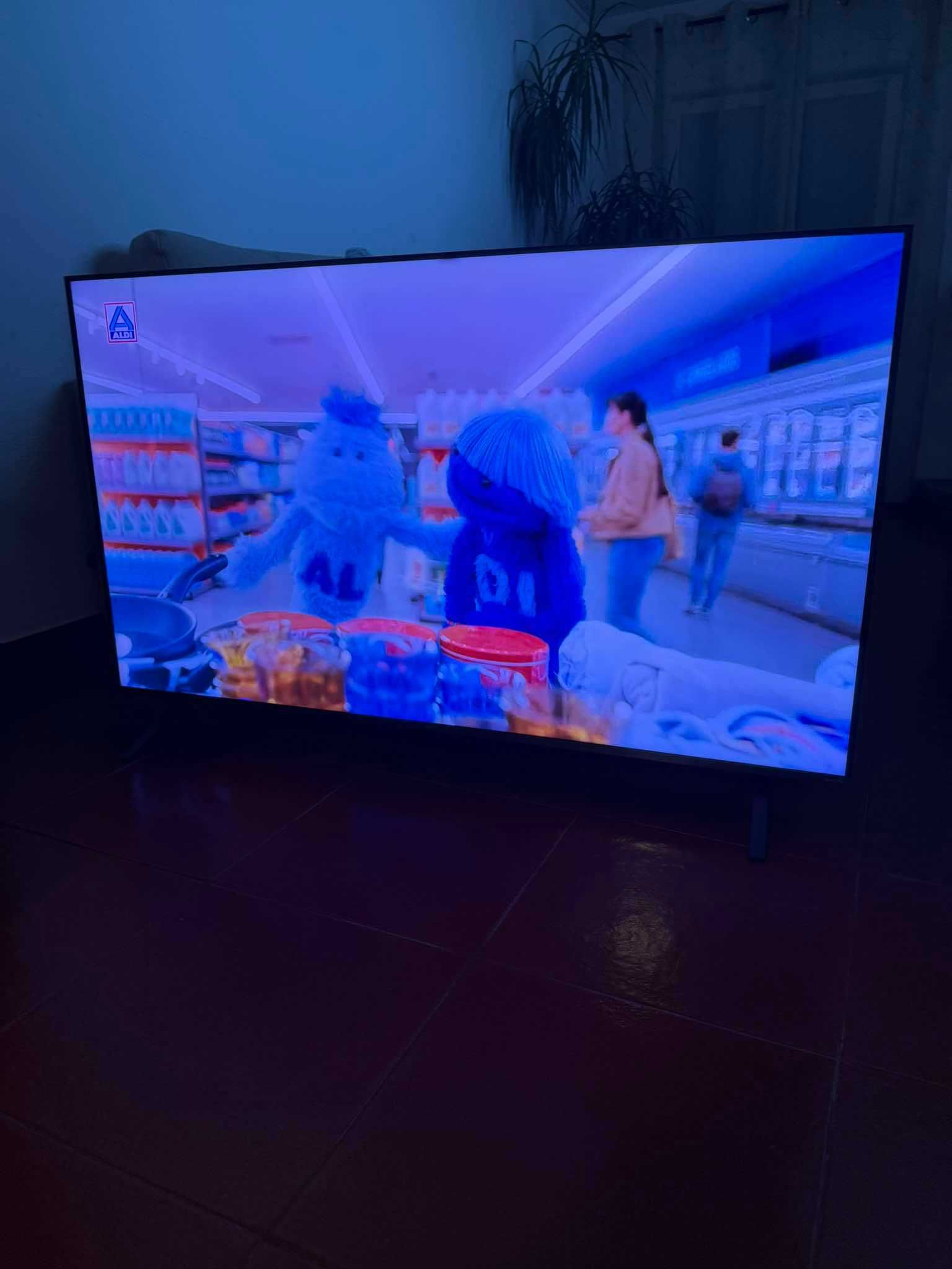 Televisão marca TCL