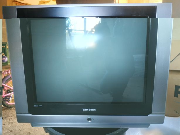 Телевізор Samsung велика діагональ
