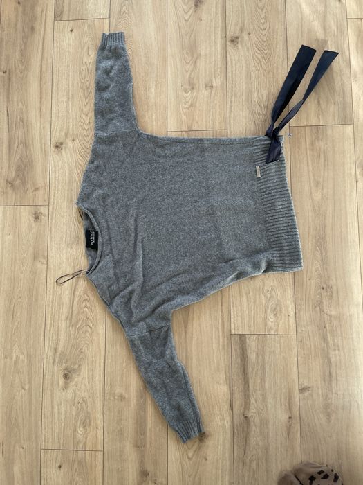 Asymetryczny swter wełniany „o la la”