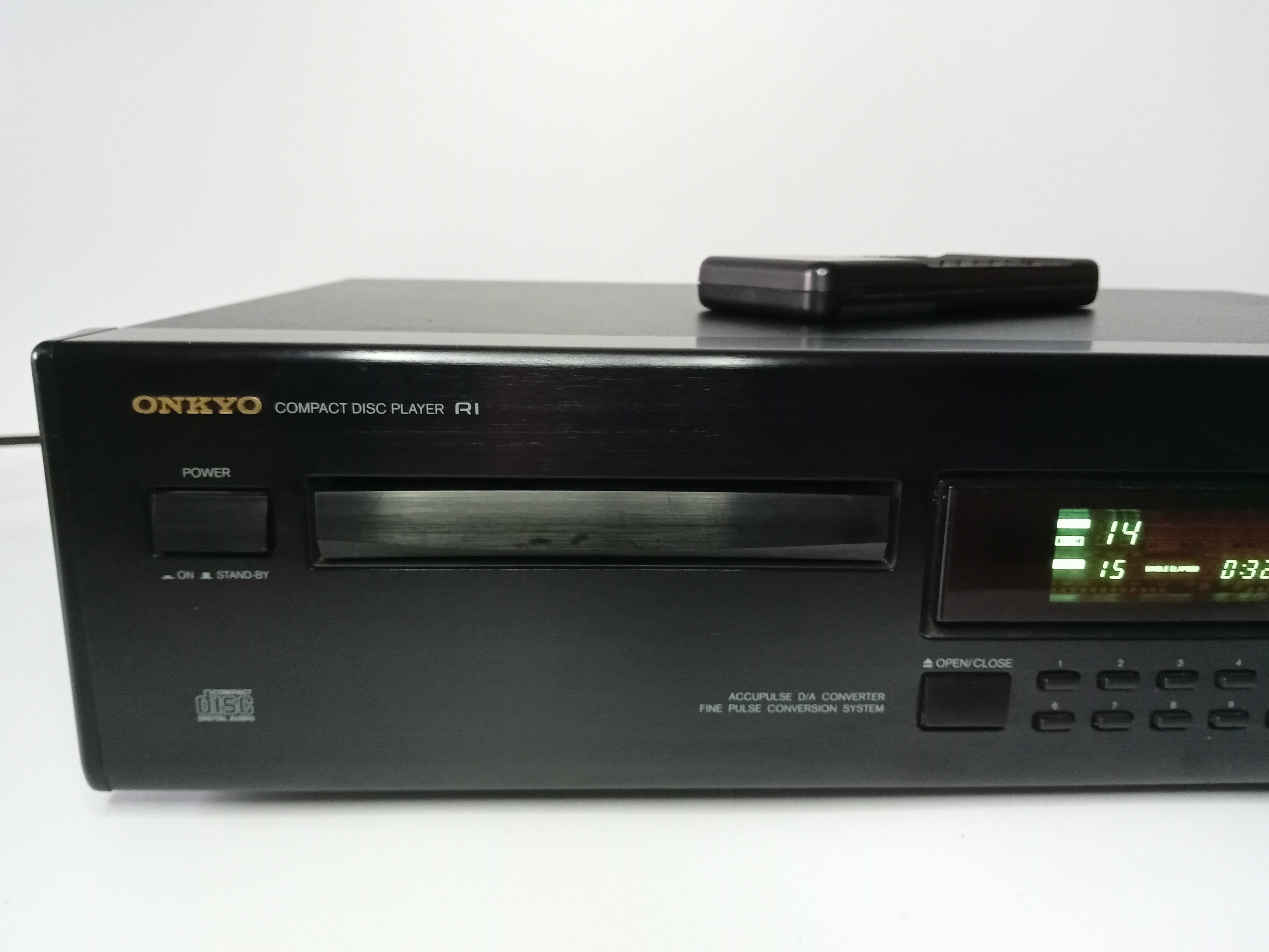 ONKYO DX-7210 odtwarzacz CD, pilot, wada