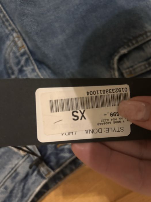 Джинси та джинсові шорти