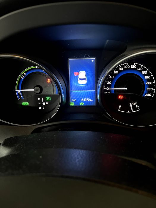 Auto idealne do miasta i na dłuższe trasy, ciche, komfortowe oszczędne