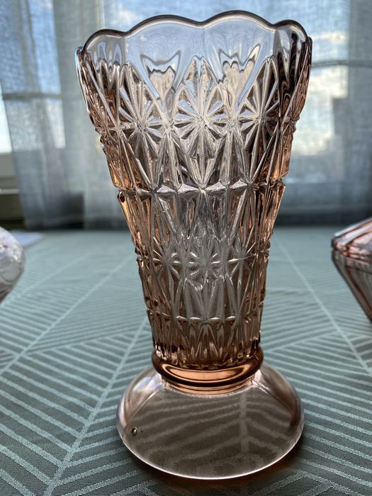 Вазы. Цветное стекло. Гутное стекло. Распродажа