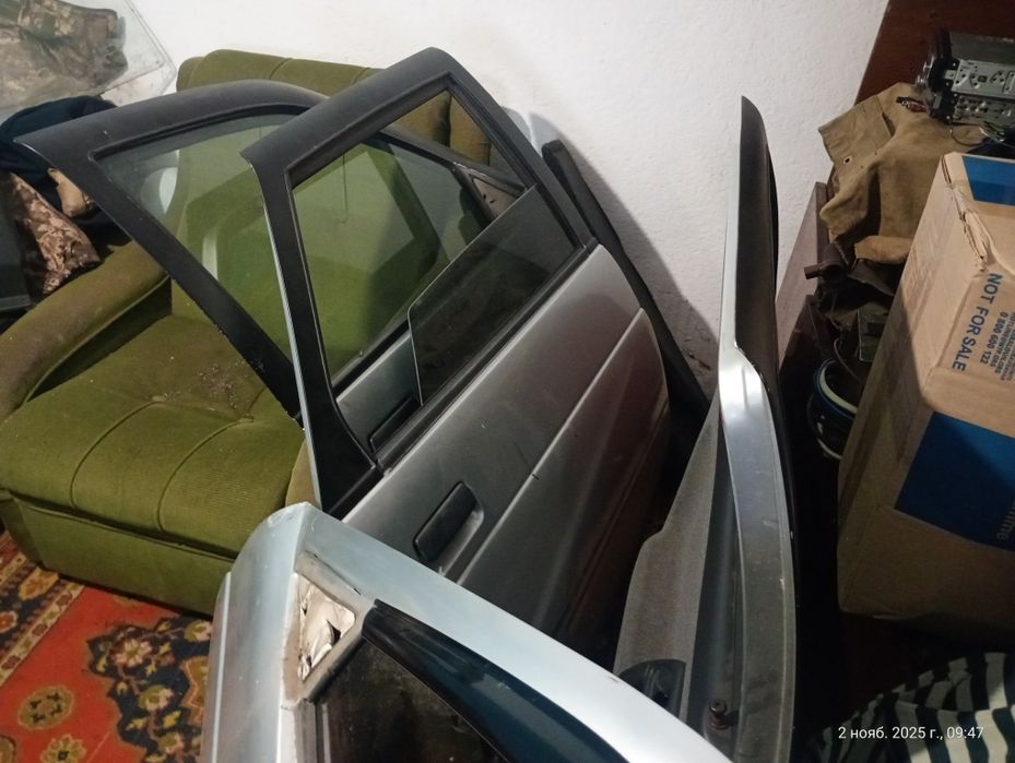 Двері  карти ваз 2110-2112