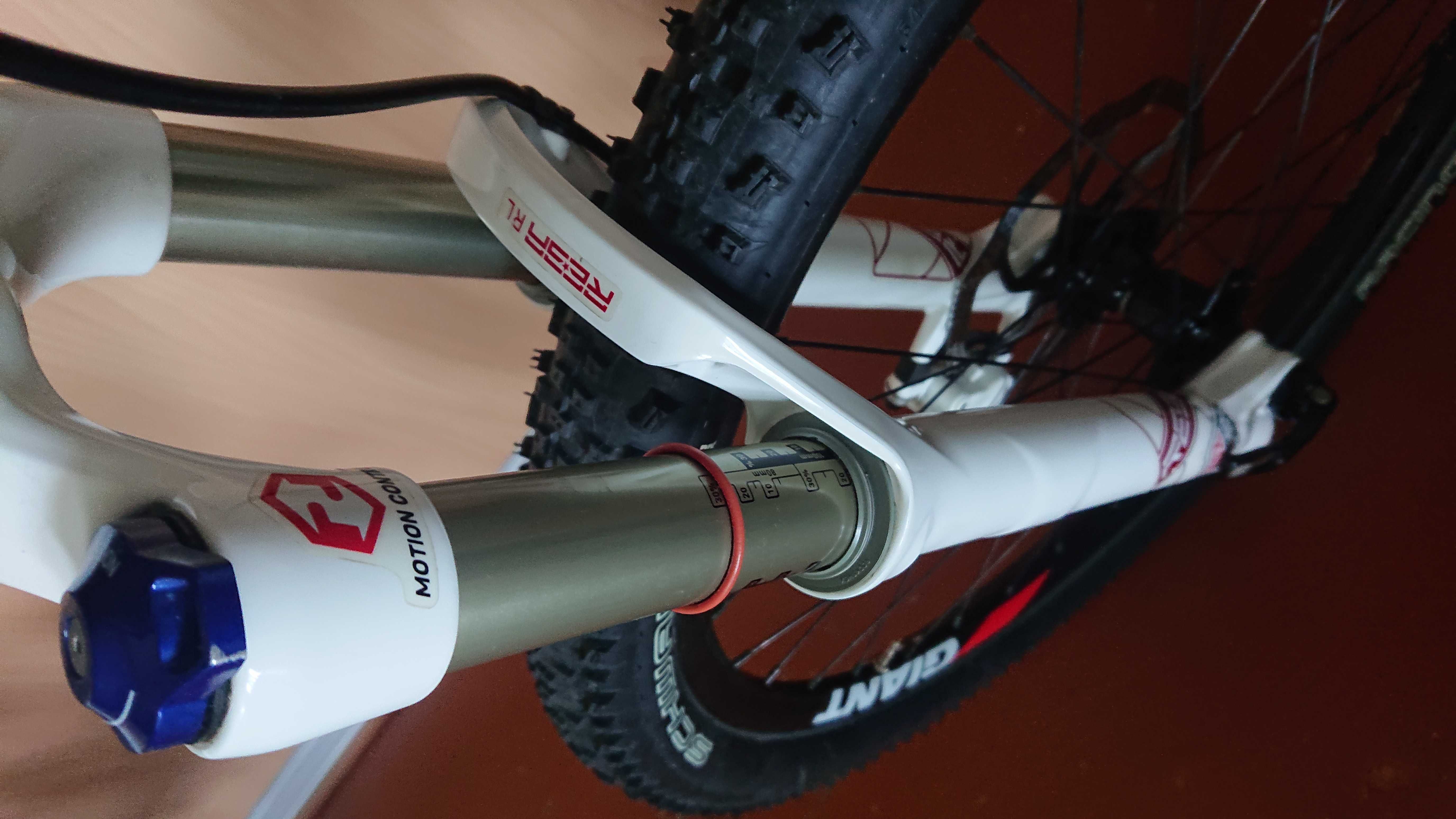 Продам велосипед GIANT ANTHEM X3 4.0 MAESTRO.