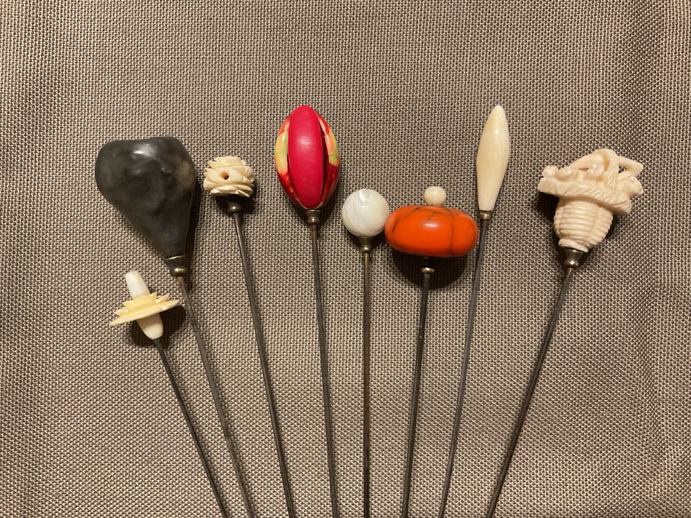 Antigos conjunto de  alfinetes de chapeu em varios materias