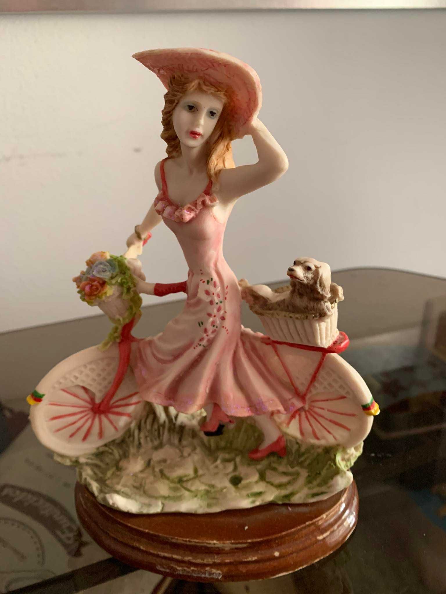 Bonecas em porcelana CADA