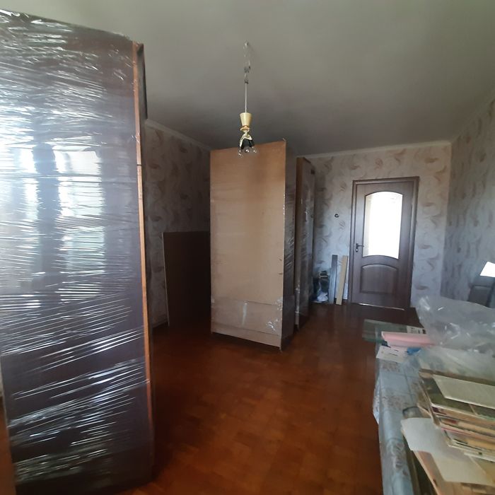 Продам 3-кімн. квартиру в Узині з автономним опаленням