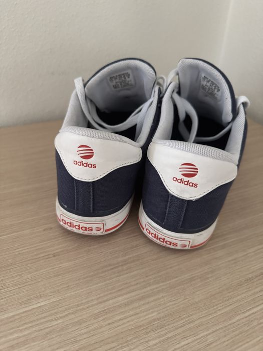 Sapatilhas adidas