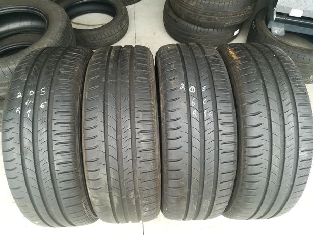 4 pneus 205 60 r16 Michelin