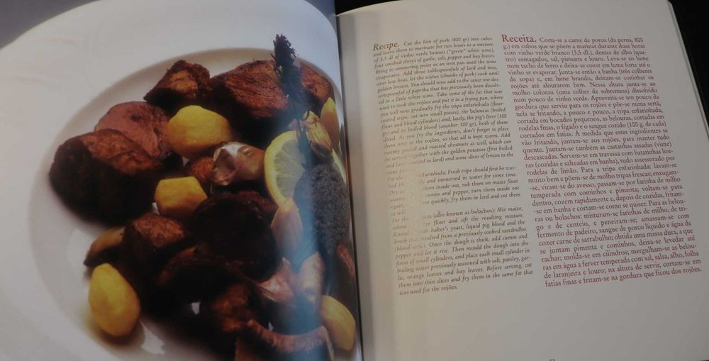 Livro dos CTT completo : "Comer em Português" -> NOVO