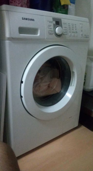 Máquina de lavar roupa Samsung