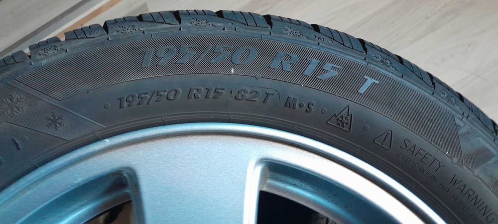 Koła Aluminiowe Volvo,Ford 5x108  z oponami zimowymi R15 195/50