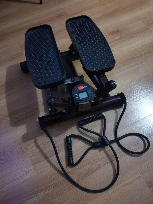 Stepper skrętny elektryczny wyświetlacz