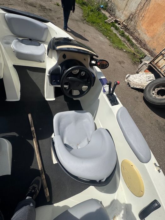 Продам катер BRP speedster 200