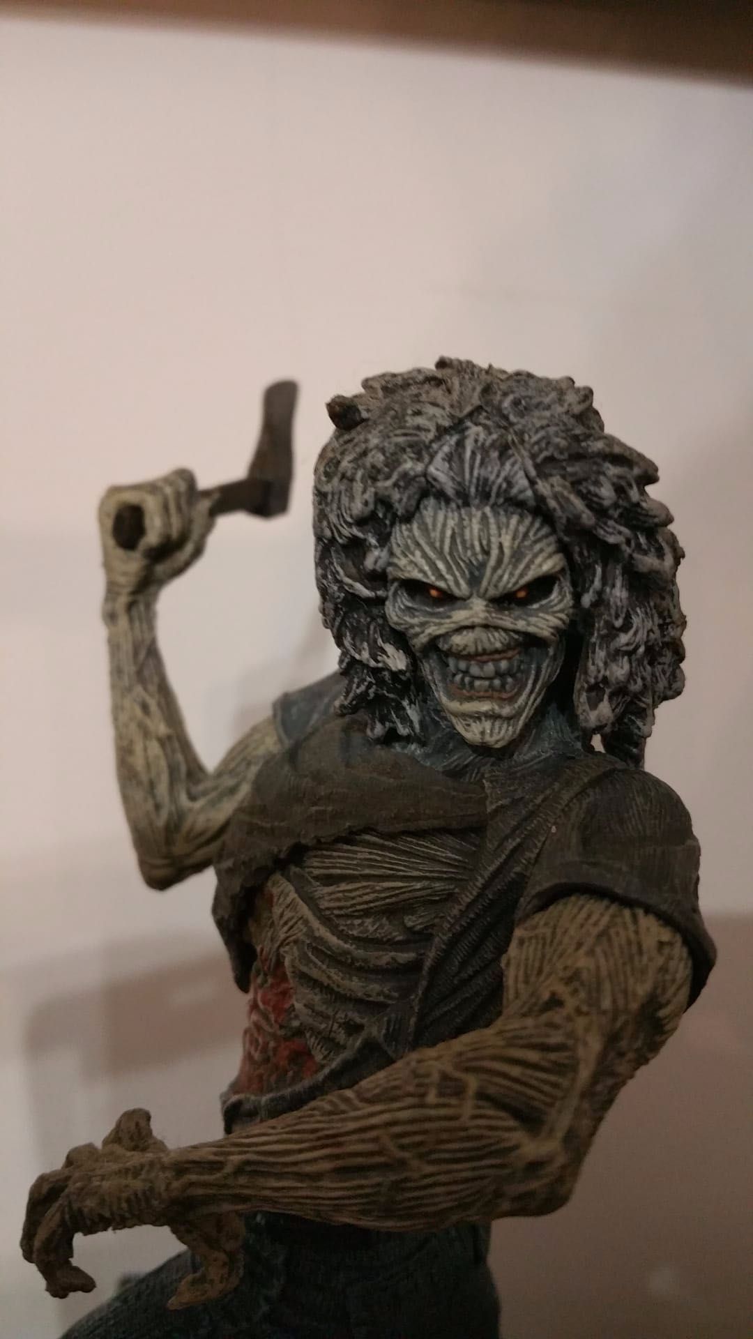 Estátua Eddie Iron Maiden Figura Killers boneco