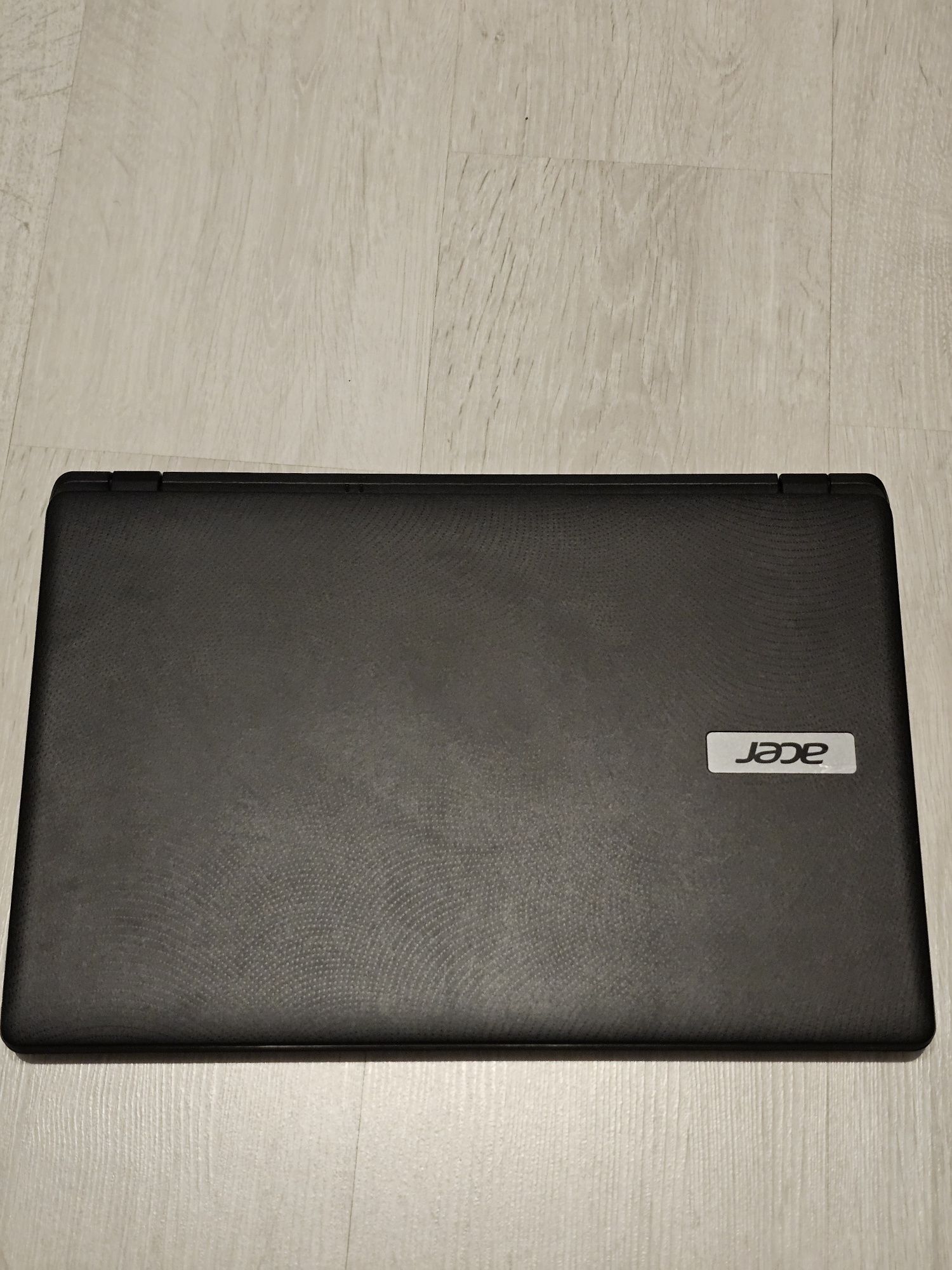 ACER Aspire ES15+ ladowarka i gratis płyta chłodząca