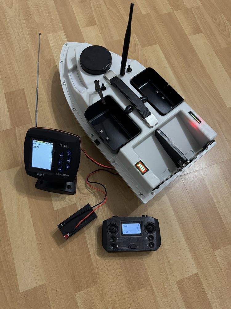 Łódź łódka wędkarska zanętowa z GPS i Sondą - HIT ! Sonda wędkarska
