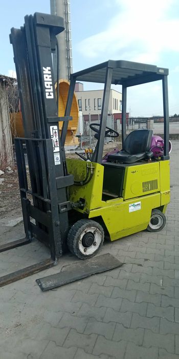 Clark wózek  widłowy