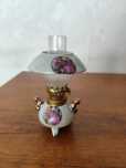 Porcelanowa lampa naftowa