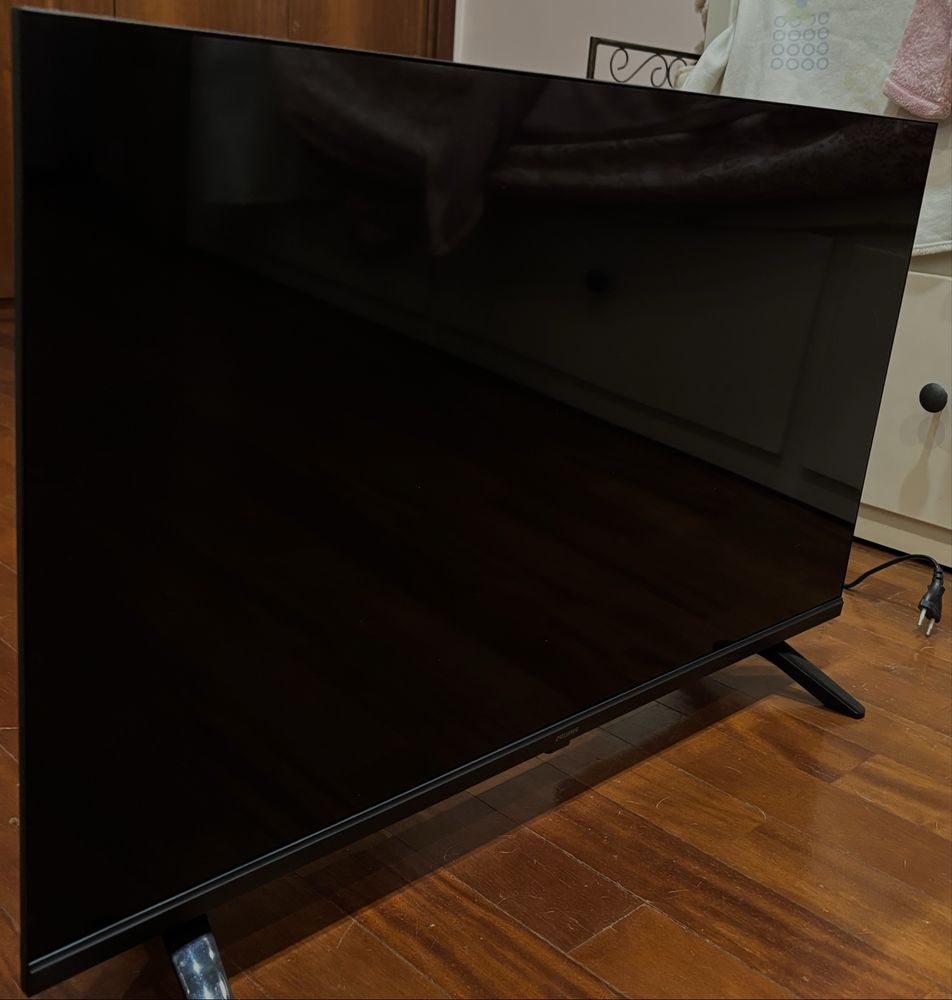 TV PHILIPS 32” com garantia