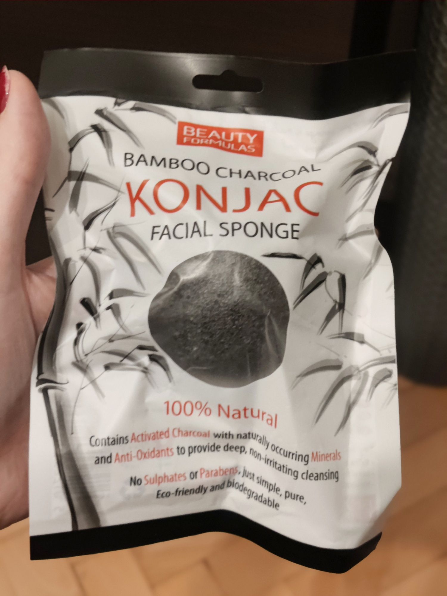 Konjac sponge z węglem, minerałami i antyoksydantami 100% natura gąbka