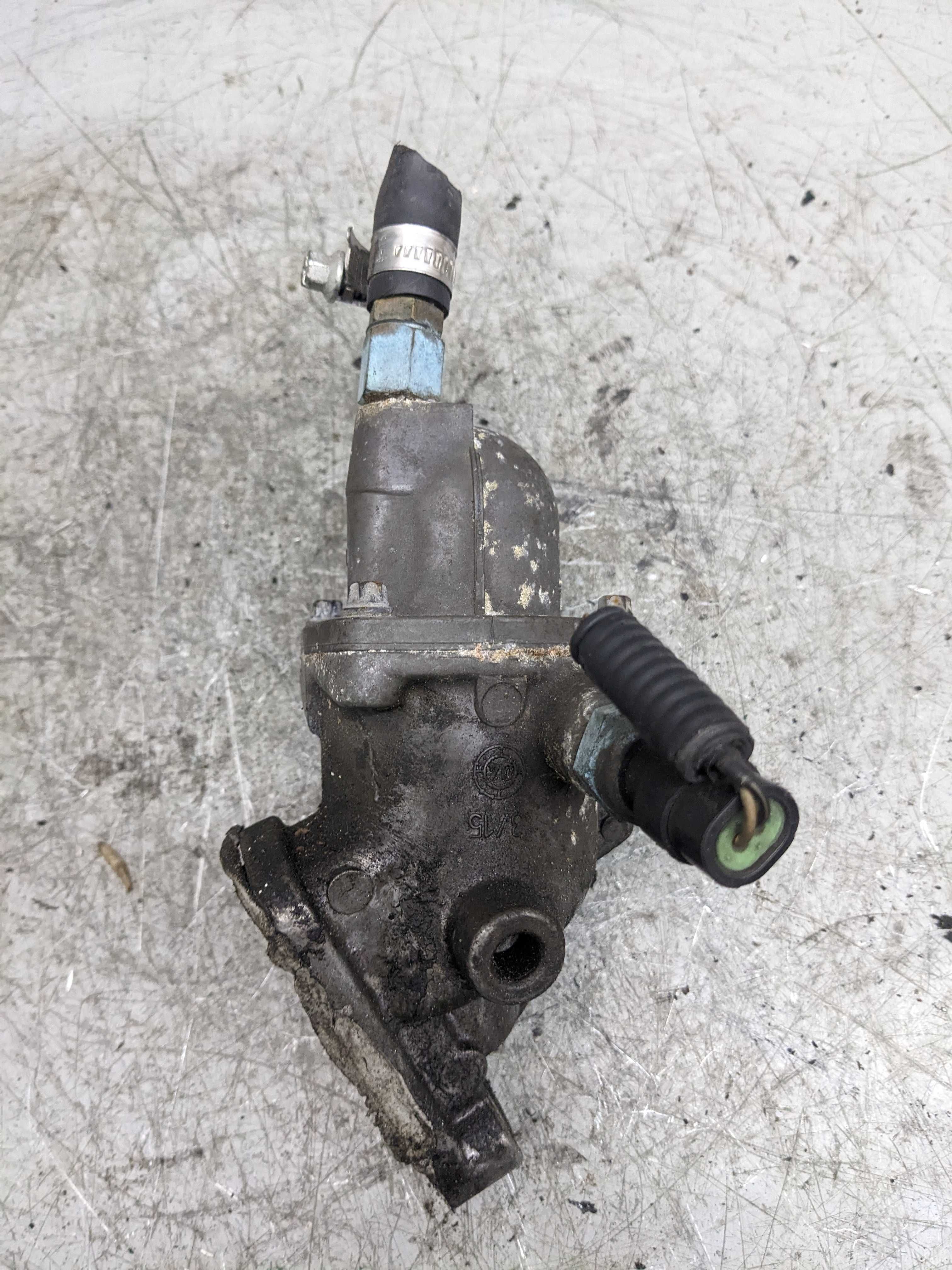 Opel Astra II G Vectra B Vectra C Obudowa Termostatu