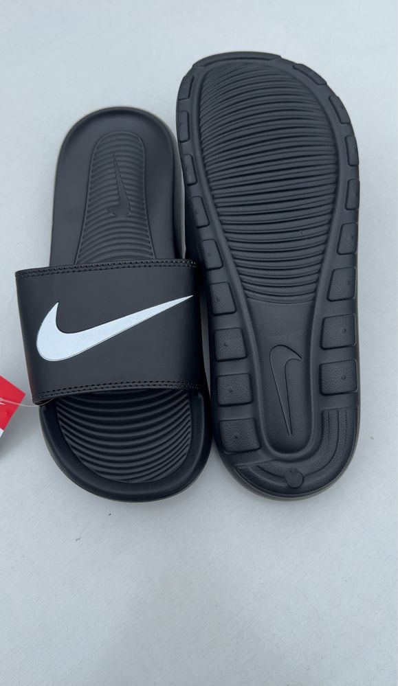 Klapki Nike czarne