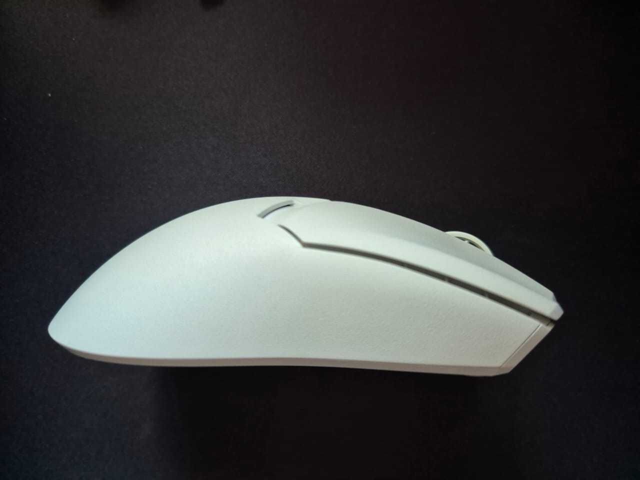 Миша Razer Viper V2 Pro White + Razer HyperPolling Wireless Dongle 8K