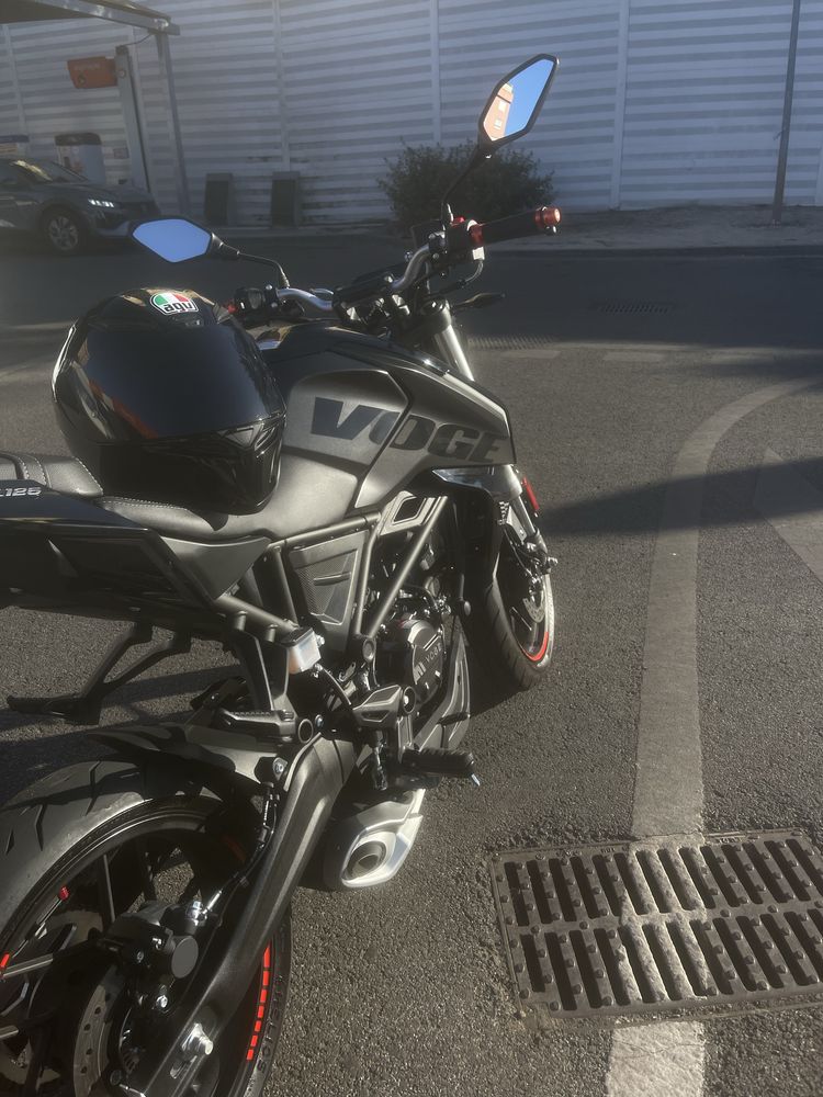 Vendo Voge 125R 2025