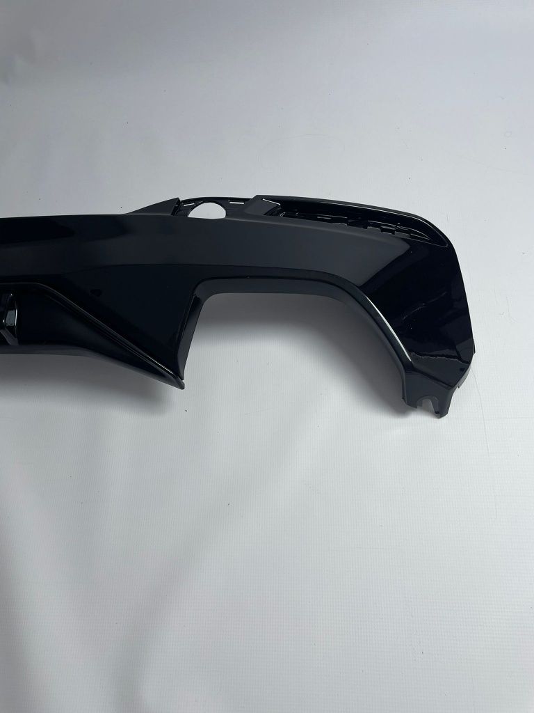 BMW G30 G31 Tylny Dyfuzor Dokładka Spoiler 530D Look Czarny Połysk