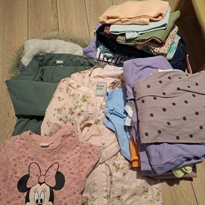 Paczka ubran dlandziewczynki rozm 98/104