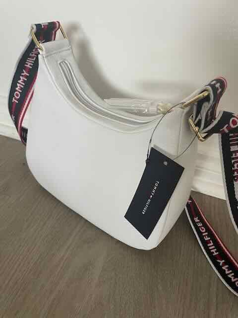 Tommy Hilfiger - torebka damska z USA.