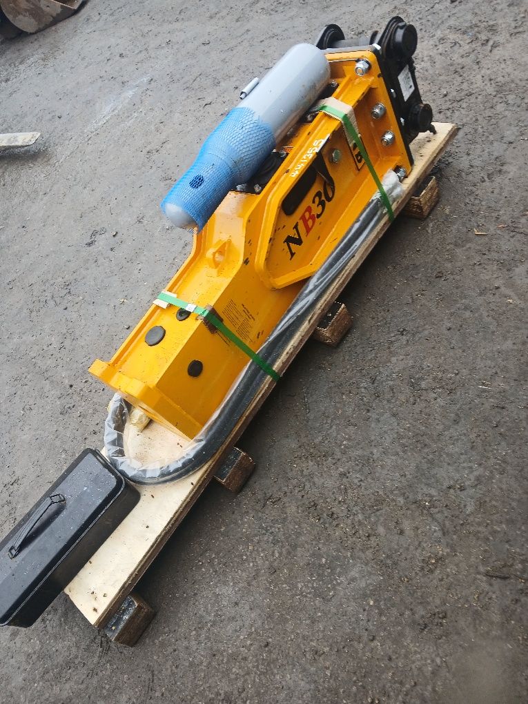 Mlot wyburzeniowy 185kg do minikoparki hydrauliczny koparka
