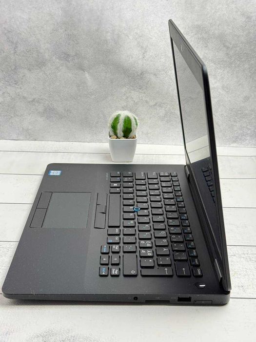 Dell 7470 i5-6300U 8ram ssd 128 знос  батареї 54%