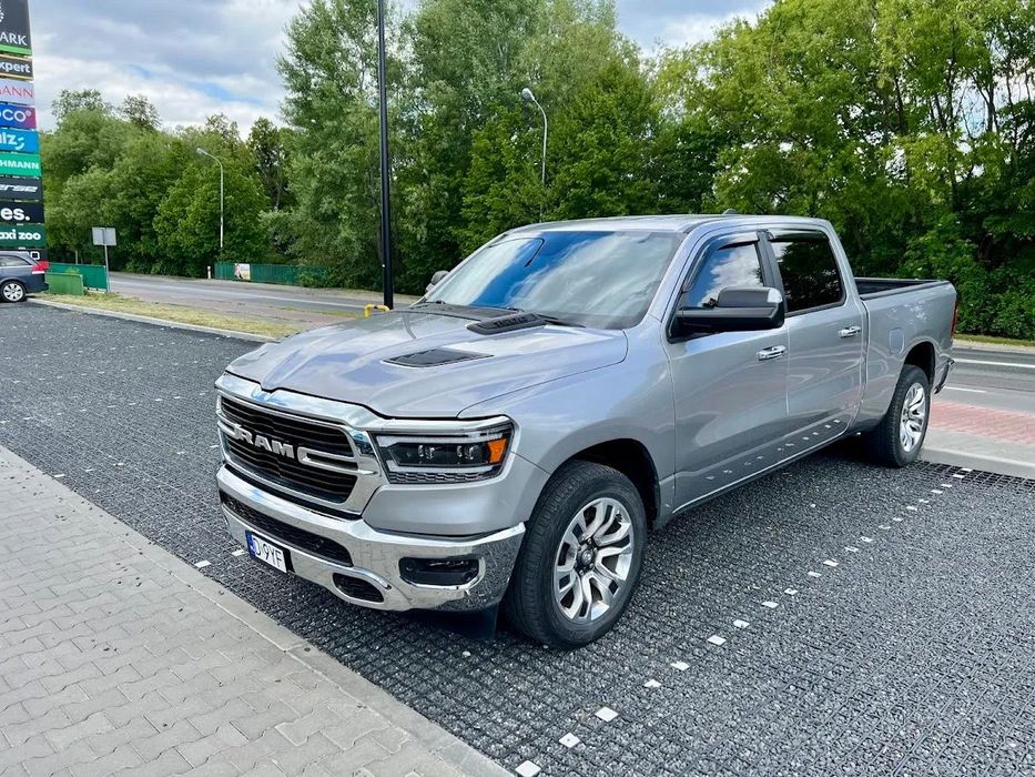 RAM 1500 RAM 5.7 HEMI, 4x4 BigHorn, Długa Paka 6.4, Tablet, Skóra, Hak
