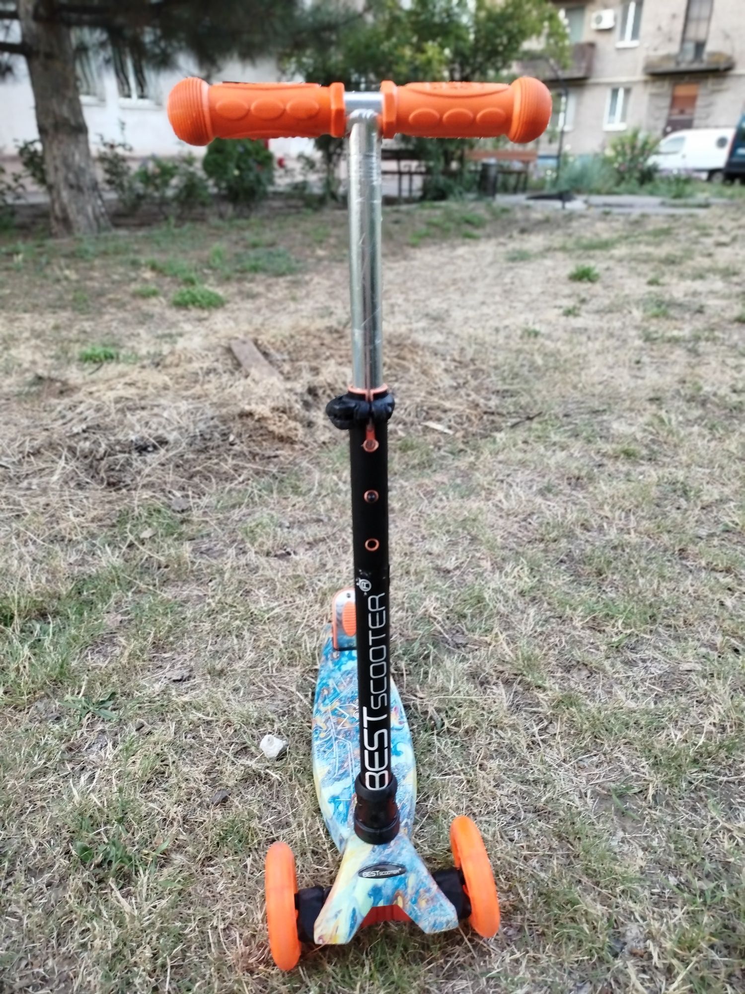 Продам дитячий велосипед Like2bike(самокат та камери )