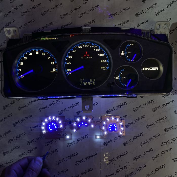 Тюнингованая панель приборов mitsubishi lancer IX 9