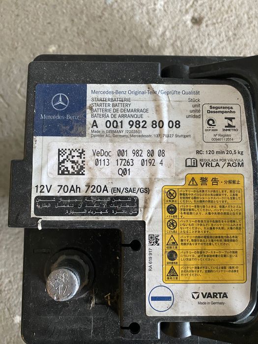 Akumulator oryginalny Mercedes 12V 70ah 720A