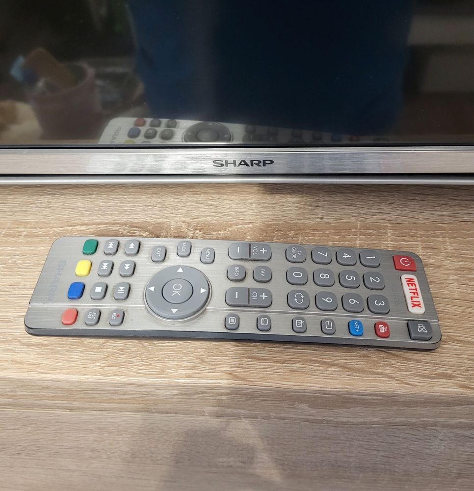 SHARP 43" Smart 4K