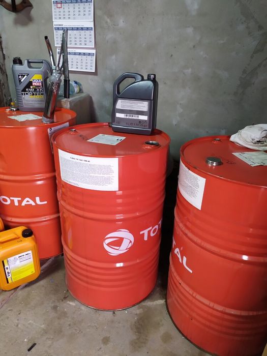 Бочки від моторного масла 200 л